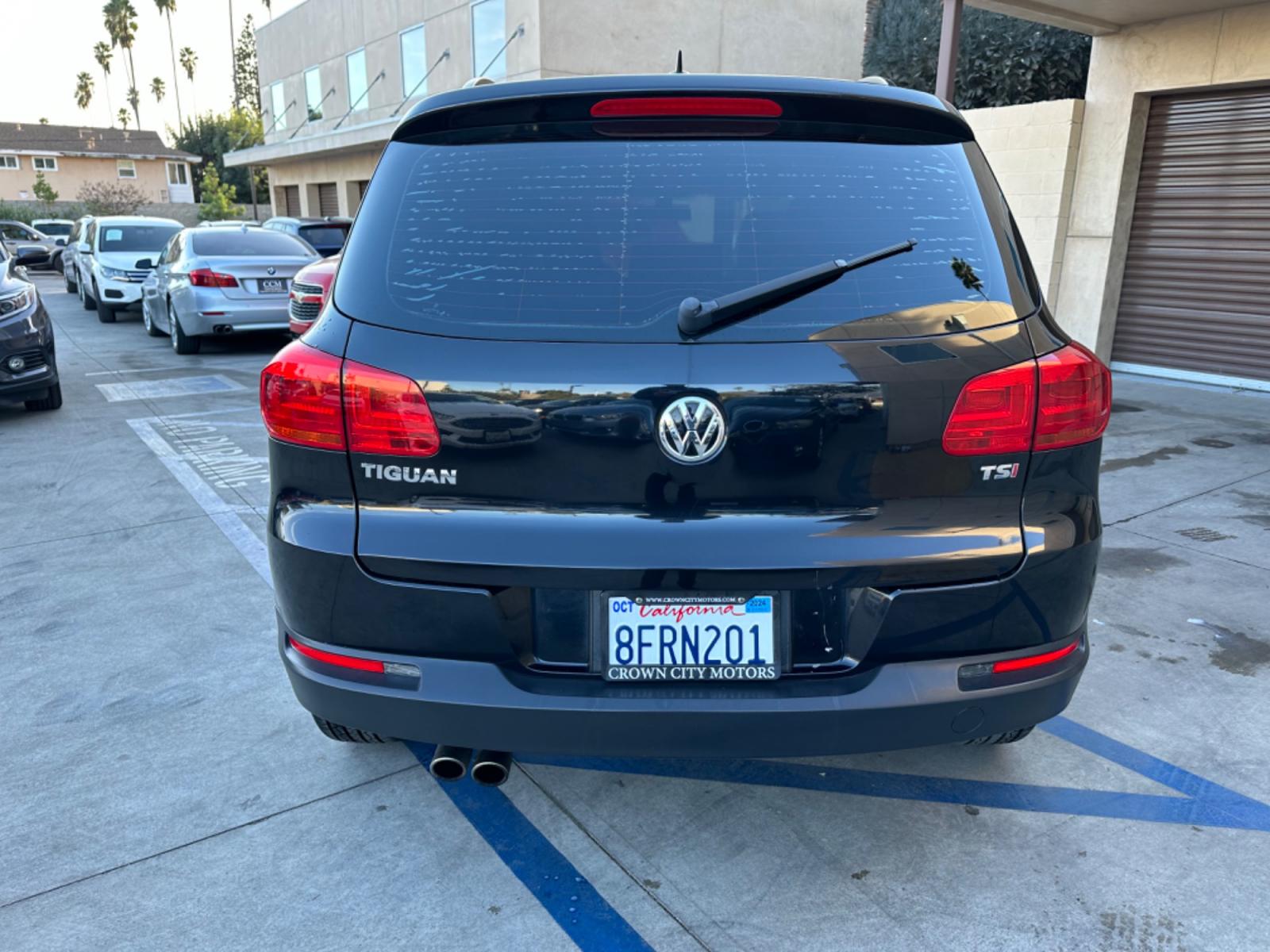 2016 Black /Black Volkswagen Tiguan (WVGAV7AX5GW) , AUTOMATIC transmission, located at 30 S. Berkeley Avenue, Pasadena, CA, 91107, (626) 248-7567, 34.145447, -118.109398 - Photo #4